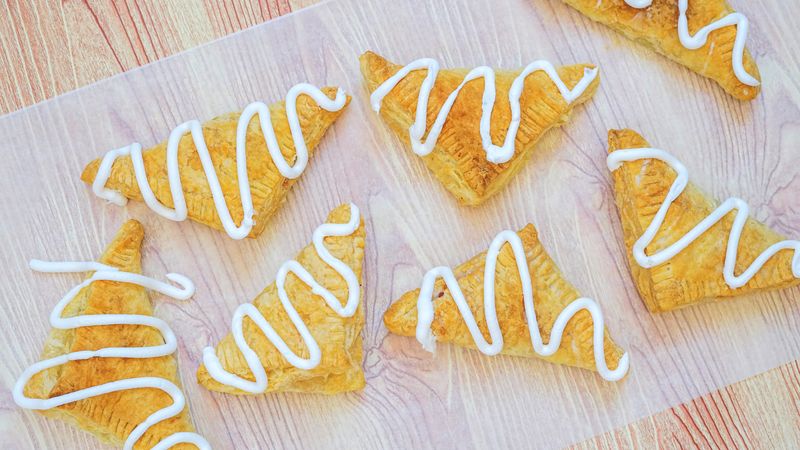 Light & Delectable Air Fryer Pumpkin Turnovers